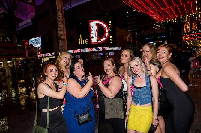 private-vintage-vegas-walking-photo-tour