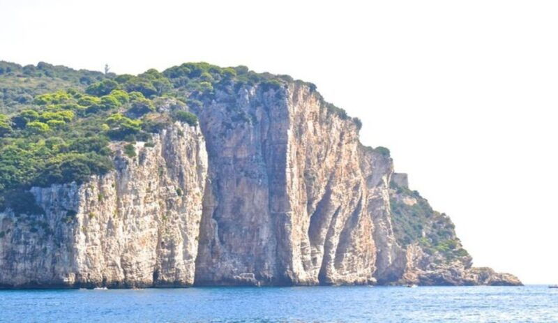private-vip-day-boat-cruise-to-gaeta-and-sperlonga
