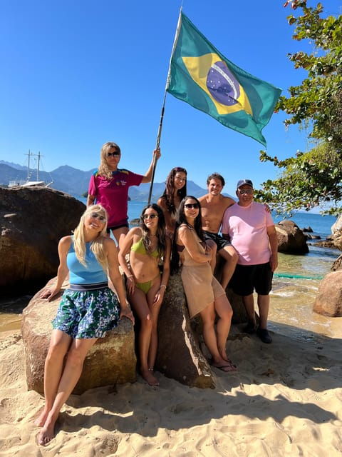 private-vip-paradise-ilha-grande-speed-boat-from-rio
