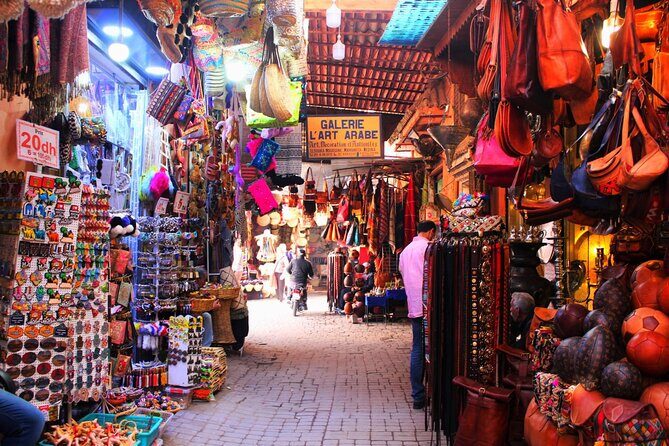 Private VIP Shopping Tour: authentic visit with a licensed guide - Practical Tips for Travelers