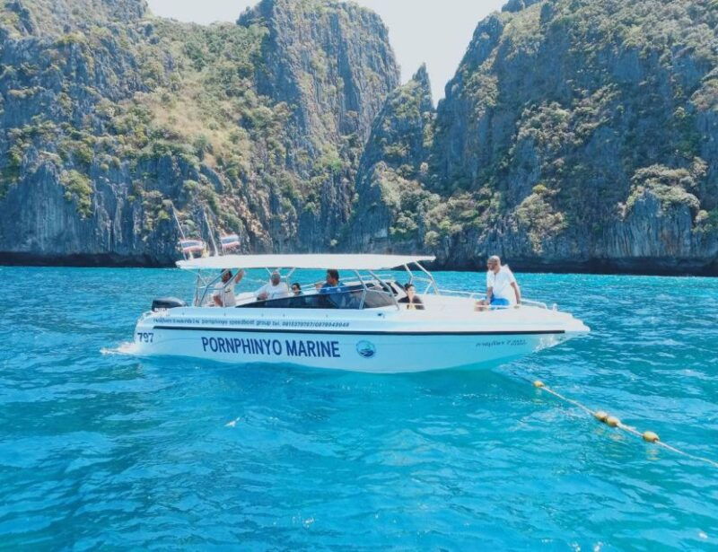 private-vip-speed-boat-charter-to-phi-phi-islands