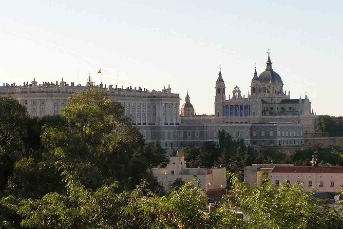 private-vip-visit-to-the-royal-palace-and-city-tour-madrid-in-full