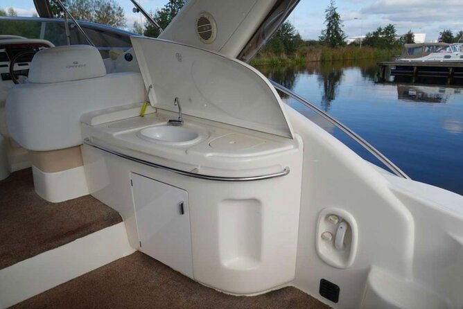 private-vip-yacht-34-excursion-explore-swim-snorkel-full-day