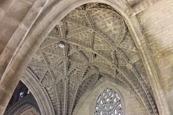 private-visit-cathedral-and-royal-alcazares-of-seville