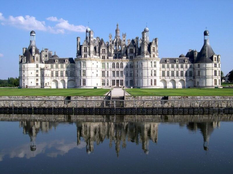 private-visit-of-the-loire-valley-castles-from-paris