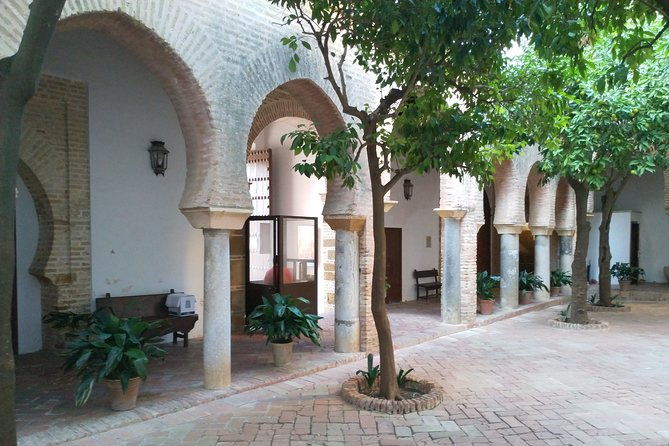 private-visit-to-carmona-and-its-main-monuments