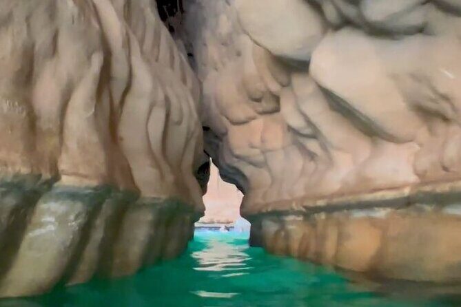 Private Wadi Shab - Bimmah Sinkhole - White Sand Beach - Full Day Tour - The Itinerary in Detail