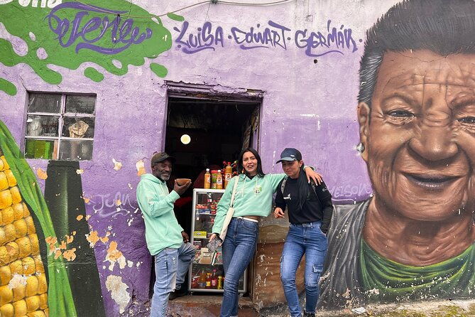 private-walk-in-the-streets-of-bogota