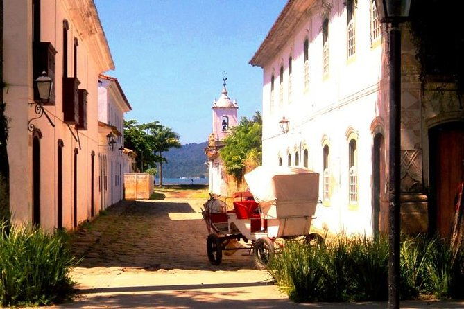 private-walk-tour-of-paratys-historical-center-by-paraty-tours