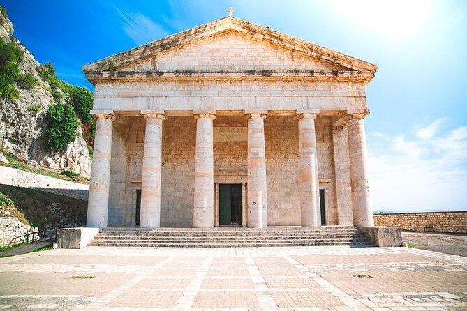 private-walking-guided-tour-of-the-old-corfu-town