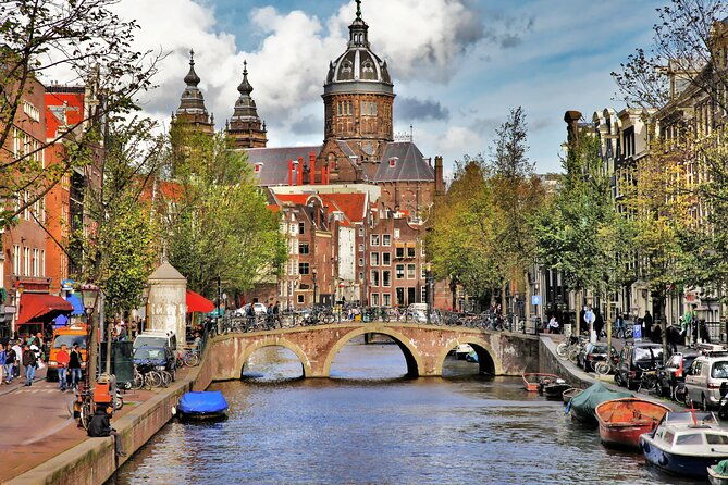 private-walking-tour-amsterdam-english-or-spanish