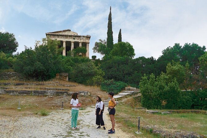 private-walking-tour-ancient-agora-plaka-and-monastiraki-monuments
