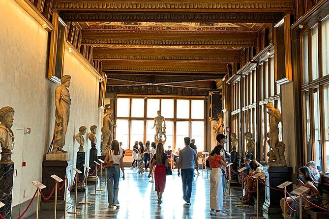 private-walking-tour-and-uffizi-gallery-in-florence-italy