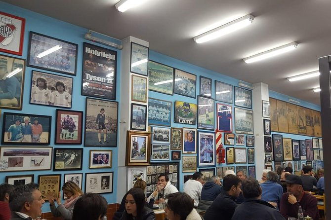 private-walking-tour-argentinian-pizzas-tasting