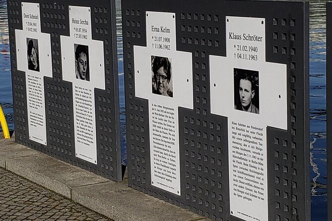 private-walking-tour-berlin-wall-cold-war-and-checkpoint-charlie