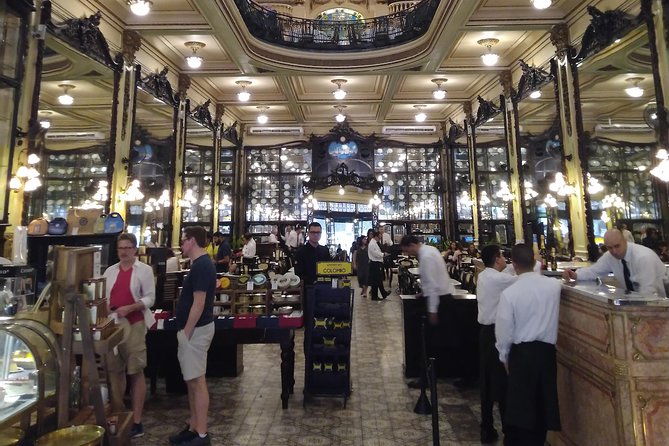 private-walking-tour-exploring-rio-city-center-by-foot