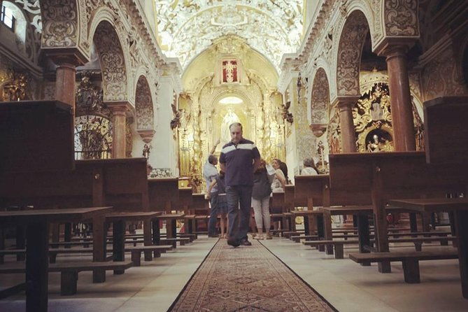 private-walking-tour-holy-week-in-seville