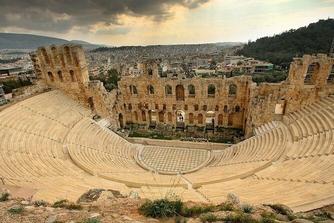 private-walking-tour-in-athens
