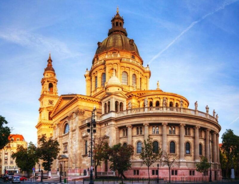 private-walking-tour-in-budapest-in-dutch