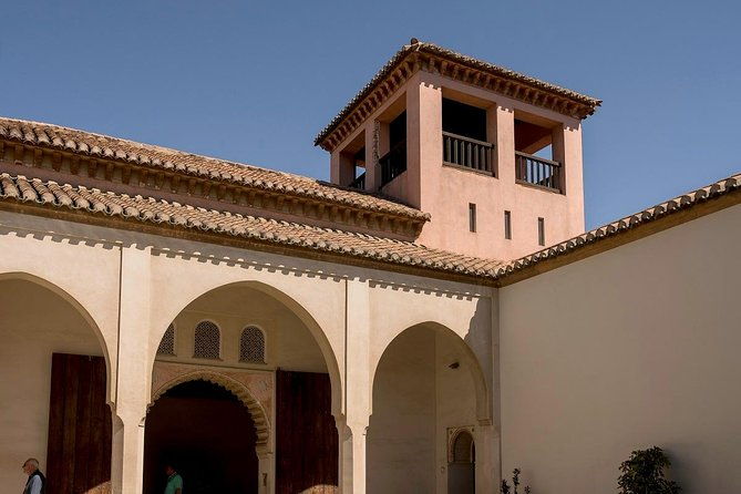 private-walking-tour-in-malaga