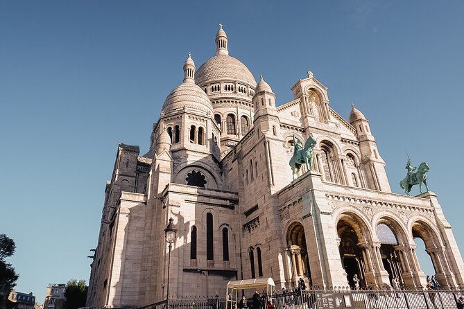 private-walking-tour-in-montmartre