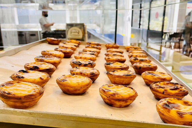 private-walking-tour-in-porto-incl-lello-bookstore-ticket-2