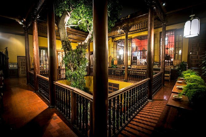 private-walking-tour-lima-heritage-downtown-half-day