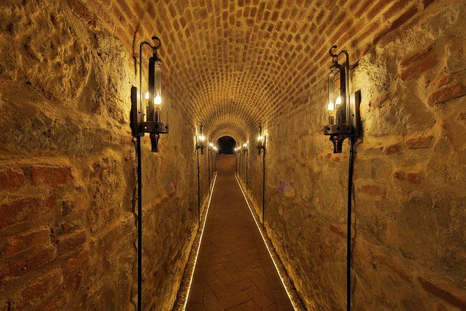 private-walking-tour-of-alba-iulia-citadel-with-wine-tasting