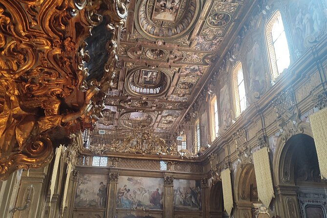 private-walking-tour-of-ancient-naples-with-an-expert-guide-2