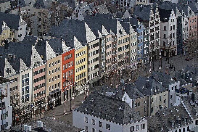 private-walking-tour-of-colognes-old-town