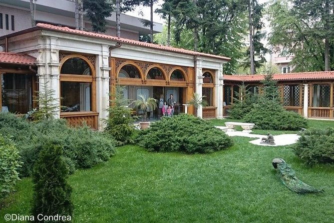private-walking-tour-of-communist-bucharest