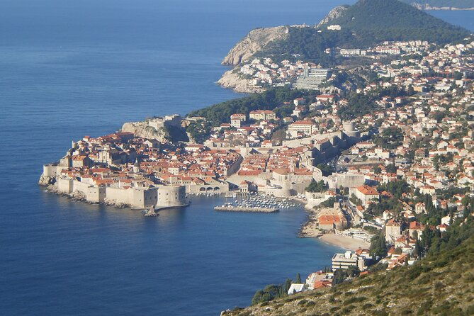 private-walking-tour-of-dubrovnik-and-its-ancient-walls