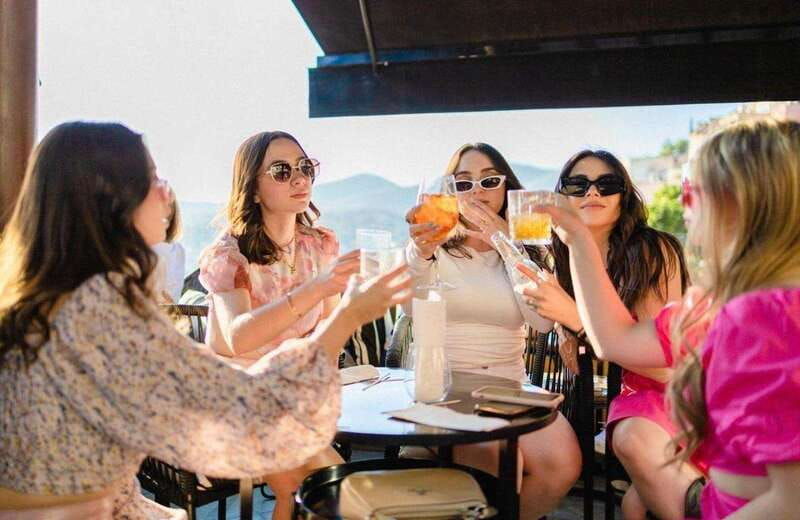 private-walking-tour-of-exclusive-terraces-of-guanajuato