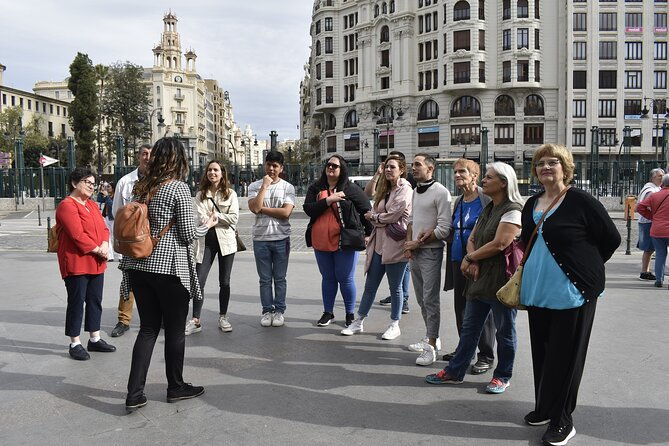 private-walking-tour-of-games-and-history-in-the-center-of-valencia
