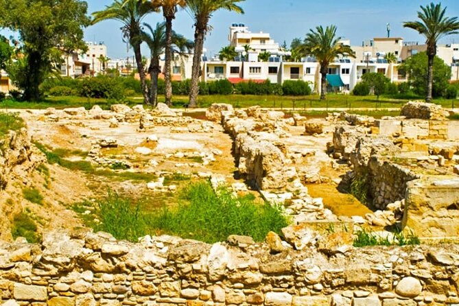 private-walking-tour-of-larnaca