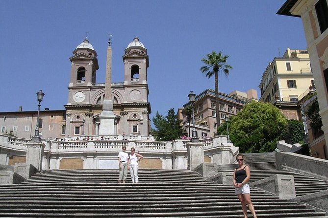 private-walking-tour-of-roman-squares-and-fountains-plus-the-pantheon