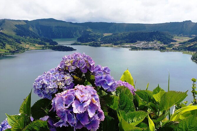 private-walking-tour-of-the-sete-cidades-volcano