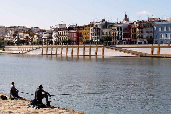private-walking-tour-of-triana-in-seville