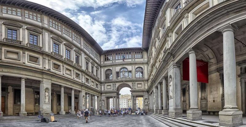 private-walking-tour-of-uffizi-gallery