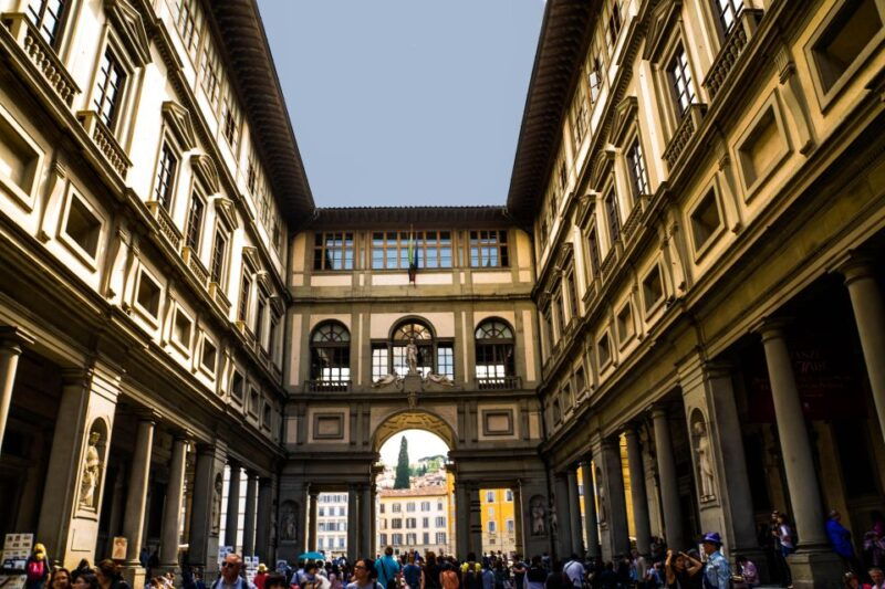 private-walking-tour-of-uffizi-gallery