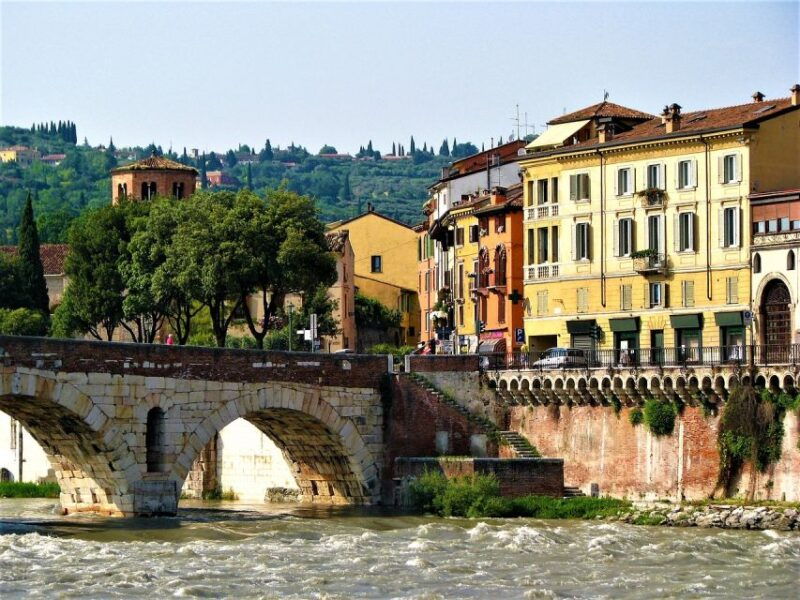 private-walking-tour-of-verona