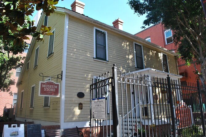 private-walking-tour-san-diego-little-italy-and-gaslamp-quarter