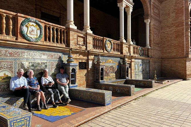 private-walking-tour-the-essential-of-seville