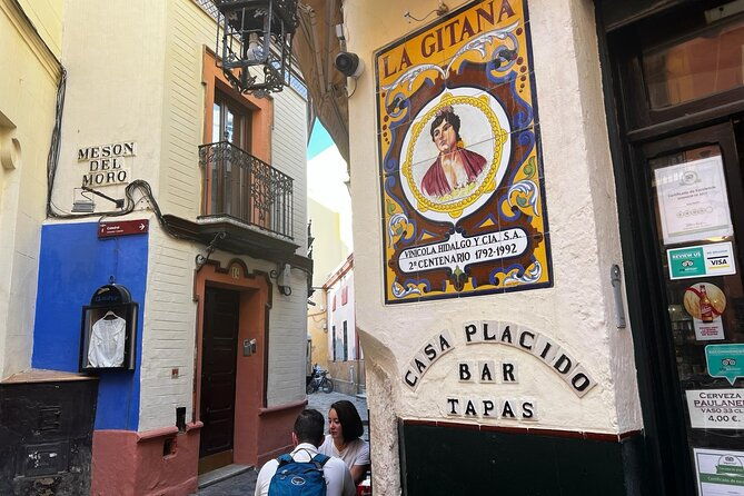 private-walking-tour-the-essential-of-seville