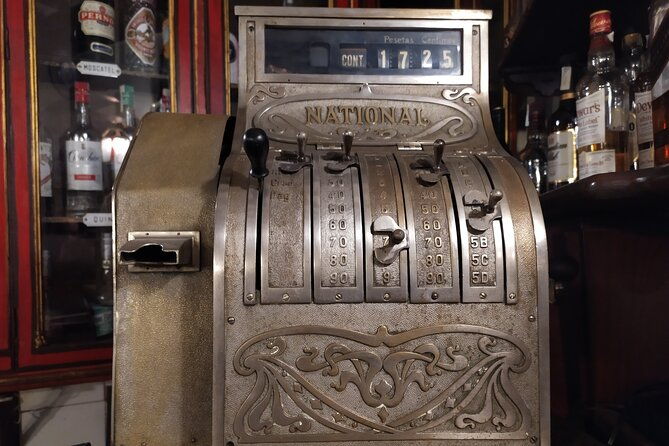 private-walking-tour-the-oldest-taverns-of-madrid