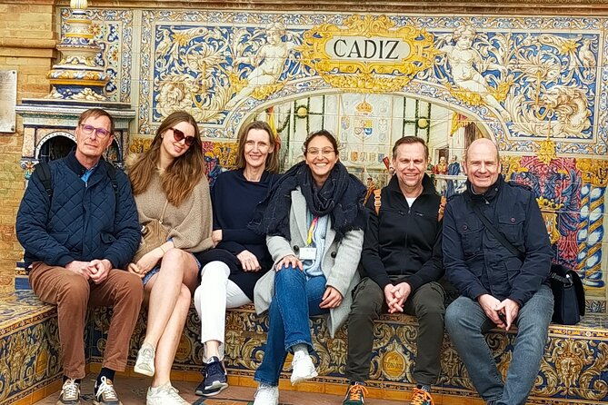 private-walking-tour-through-seville-all-exterior