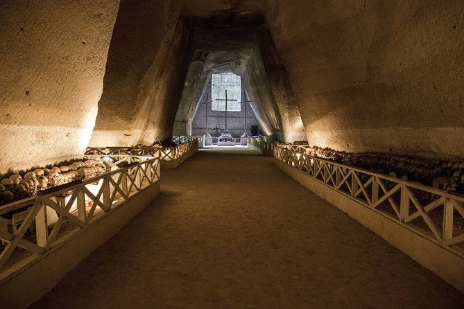 private-walking-tour-to-sanita-district-in-naples