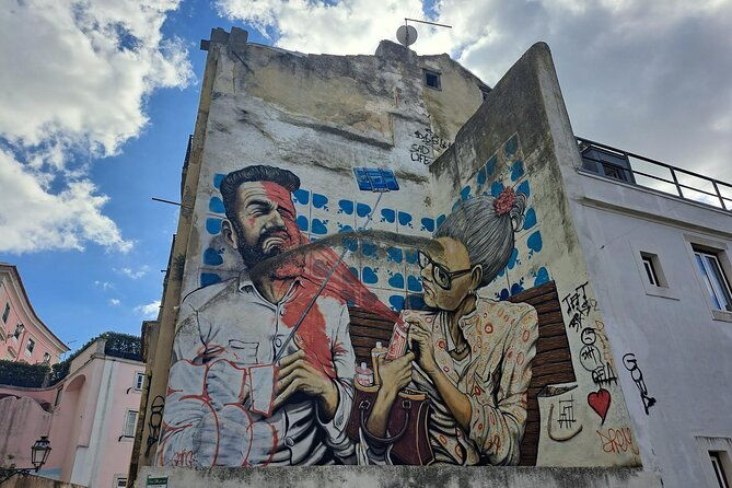 private-walking-tour-wandering-around-lisbon-2