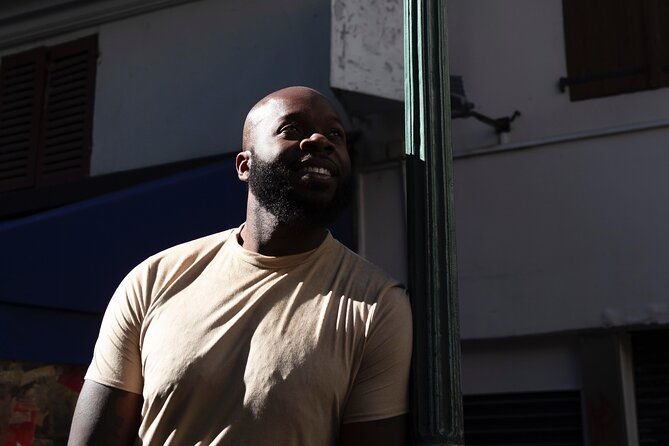 private-walking-tour-with-fashion-photographer-and-paris-guide