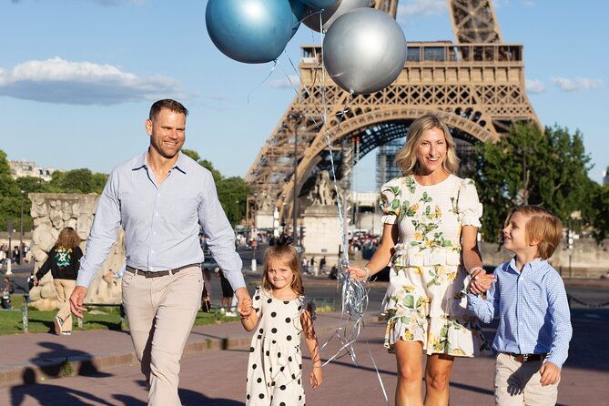 private-walking-tour-with-fashion-photographer-and-paris-guide